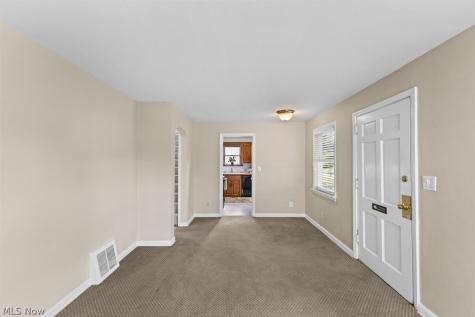 241 Van Buren Avenue Cuyahoga Falls OH 44221