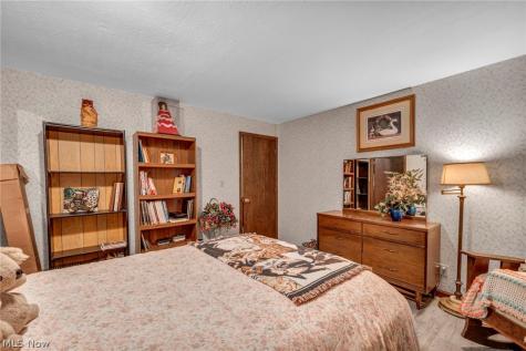 2671 Gayer Road Valley City OH 44280
