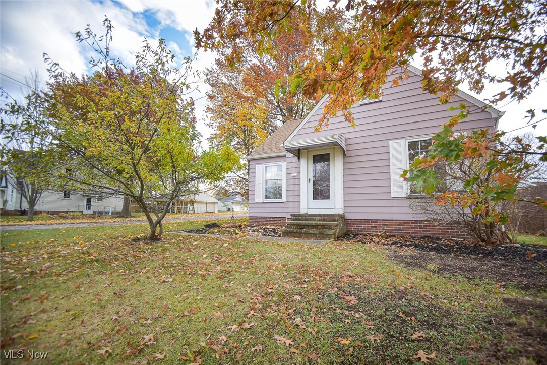 2901 Ralph Avenue Cleveland OH 44109