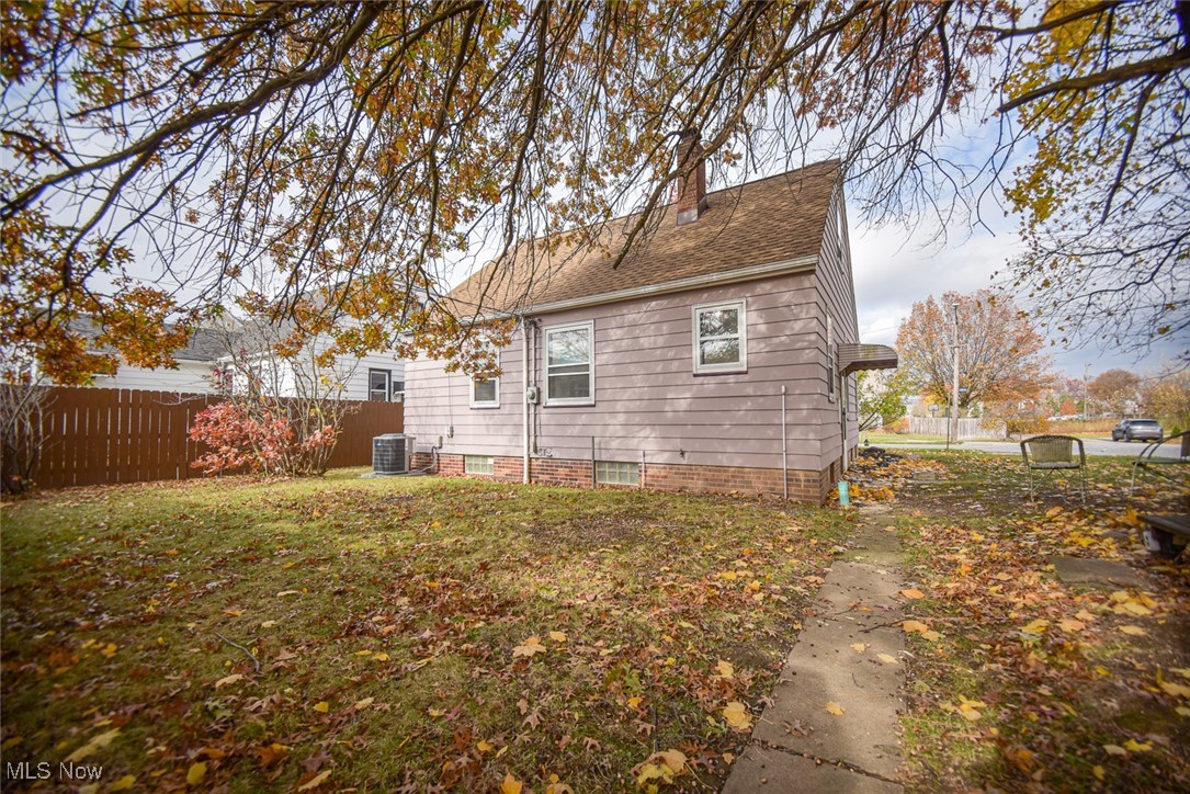 2901 Ralph Avenue Cleveland OH 44109