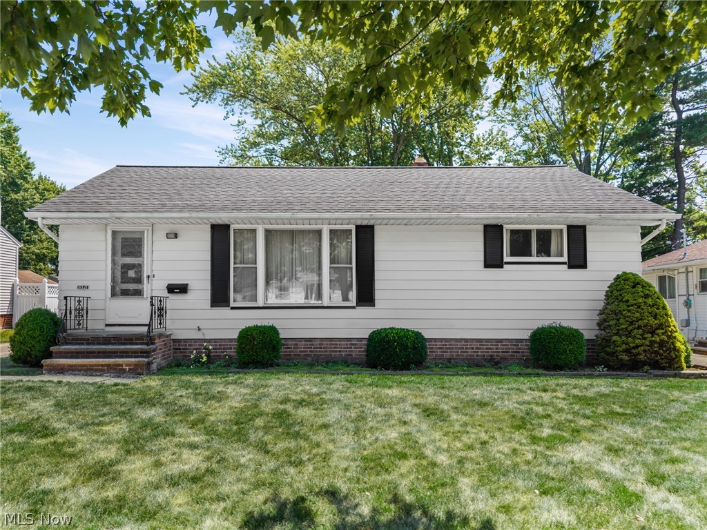 11021 Schwab Drive Parma OH 44130