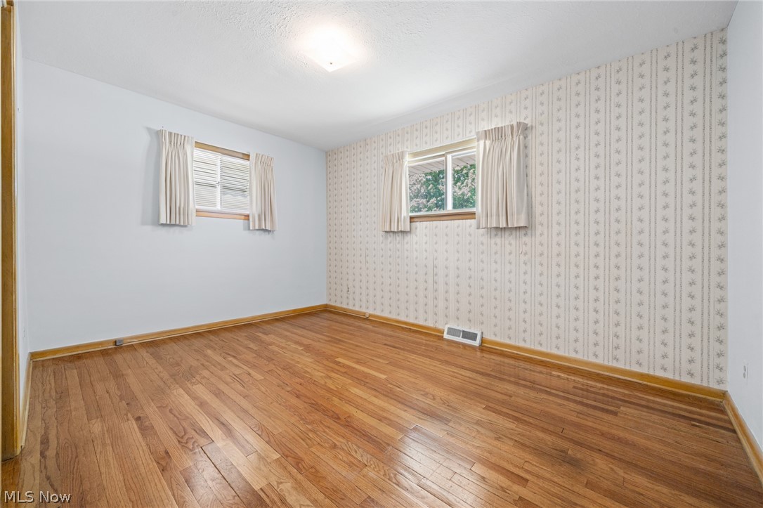 11021 Schwab Drive Parma OH 44130
