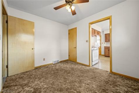 11021 Schwab Drive Parma OH 44130