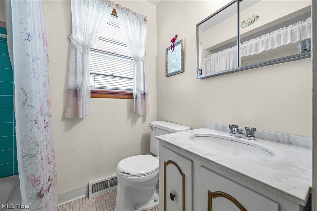 11021 Schwab Drive Parma OH 44130