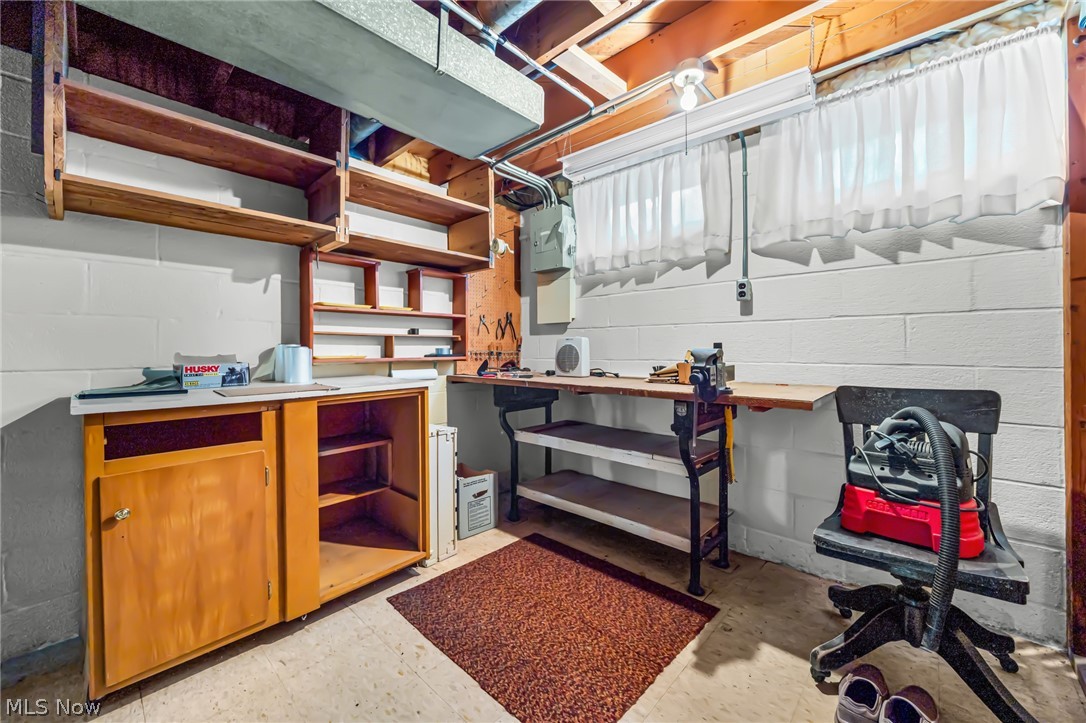11021 Schwab Drive Parma OH 44130