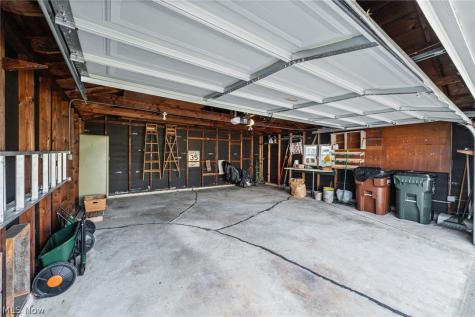 11021 Schwab Drive Parma OH 44130