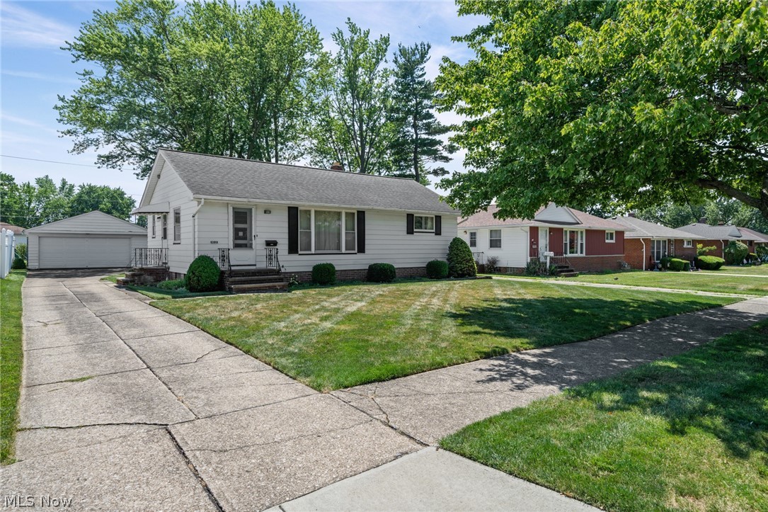 11021 Schwab Drive Parma OH 44130