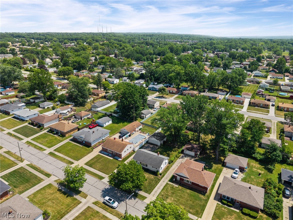 11021 Schwab Drive Parma OH 44130