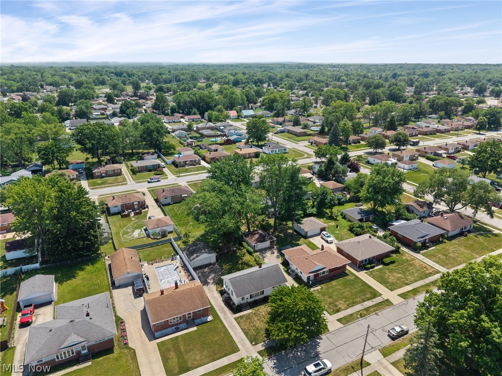 11021 Schwab Drive Parma OH 44130