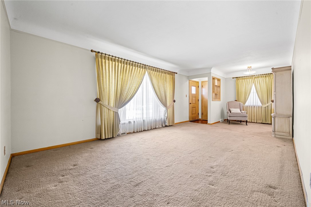 11021 Schwab Drive Parma OH 44130