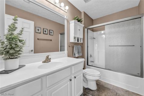 979 Lonetree Court Brunswick OH 44212