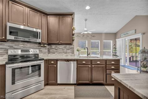979 Lonetree Court Brunswick OH 44212