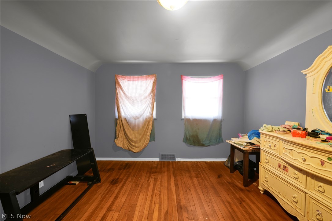 336 E 222nd Street Euclid OH 44123