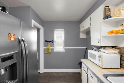 336 E 222nd Street Euclid OH 44123