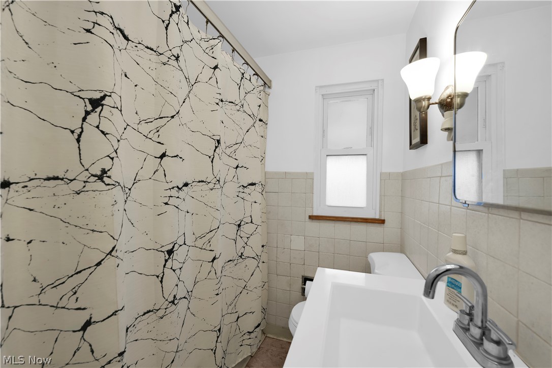 336 E 222nd Street Euclid OH 44123
