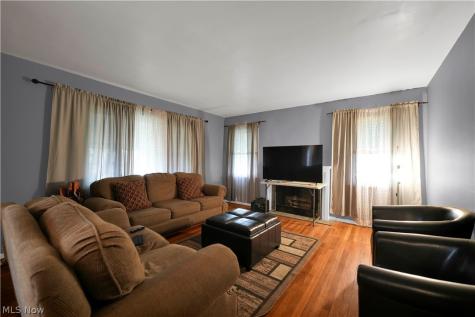 336 E 222nd Street Euclid OH 44123