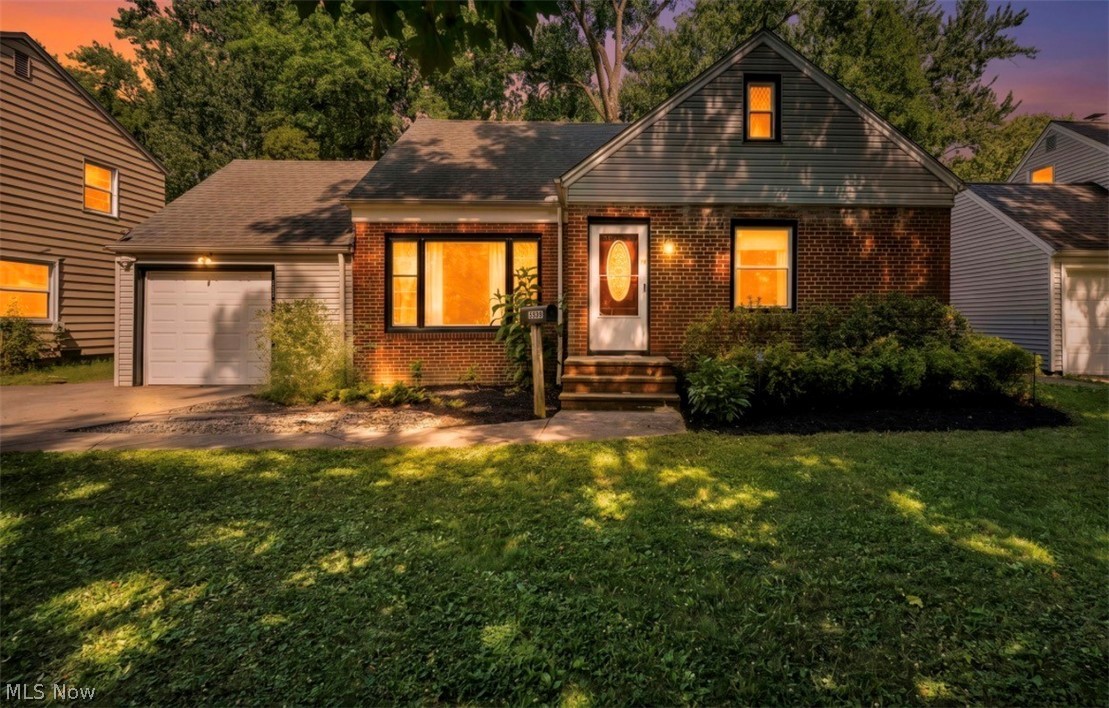 1699 Lyndhurst Lyndhurst OH 44124