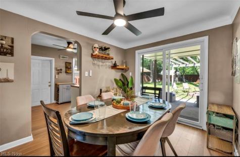 1699 Lyndhurst Lyndhurst OH 44124