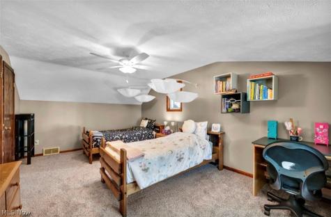 1699 Lyndhurst Lyndhurst OH 44124