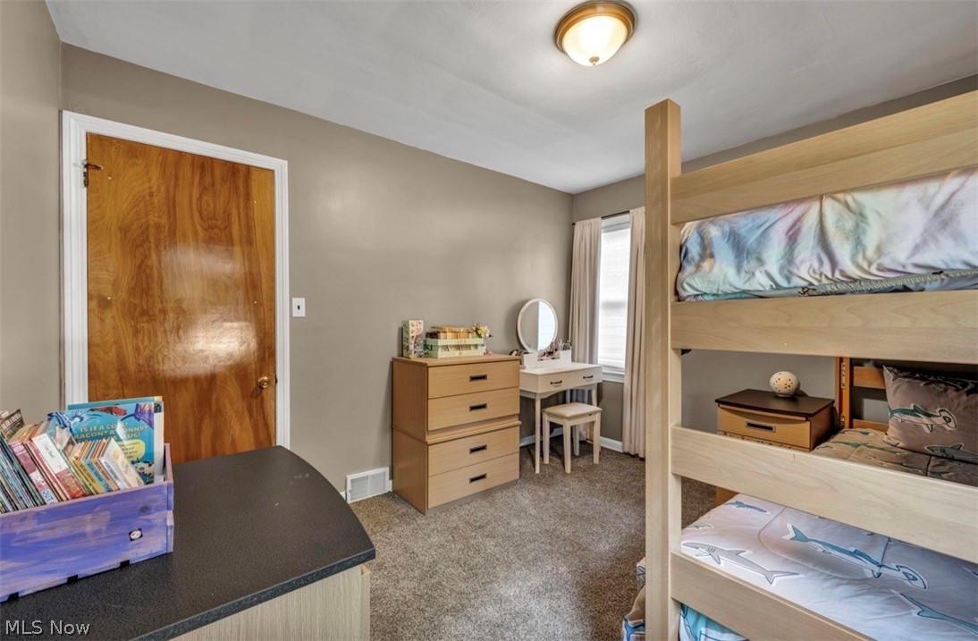 1699 Lyndhurst Lyndhurst OH 44124