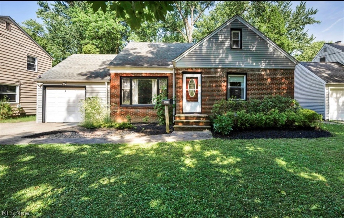1699 Lyndhurst Lyndhurst OH 44124