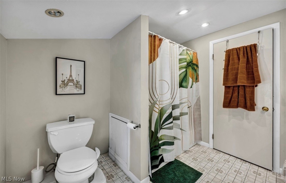 1699 Lyndhurst Lyndhurst OH 44124