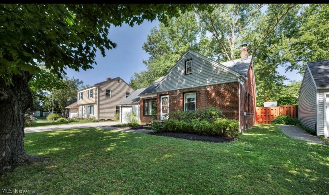 1699 Lyndhurst Lyndhurst OH 44124