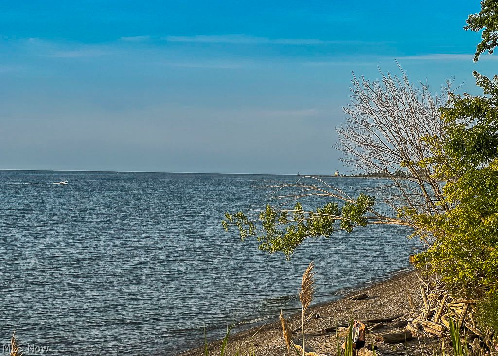 9270 Headlands Road Mentor OH 44060