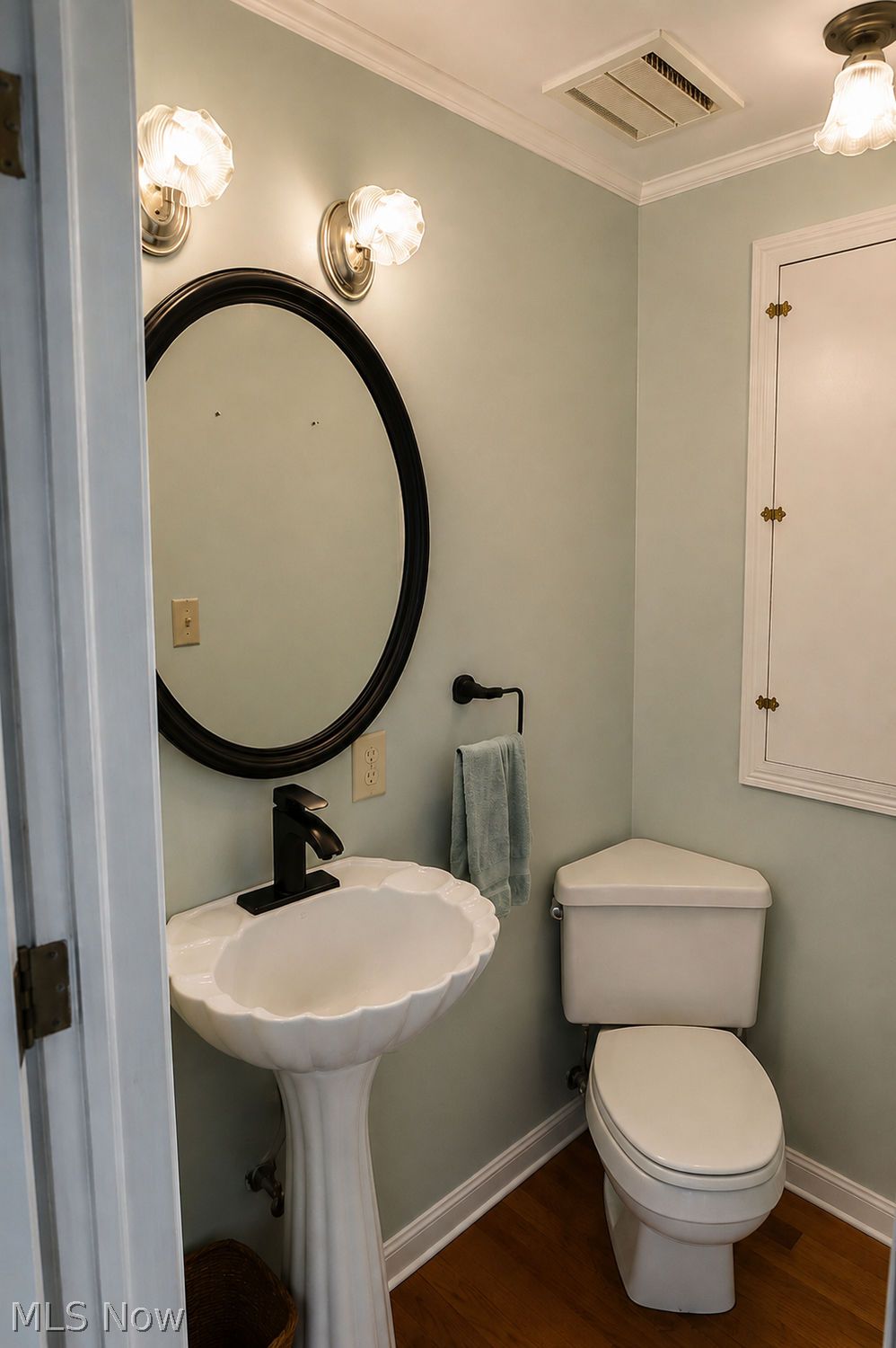 9270 Headlands Road Mentor OH 44060
