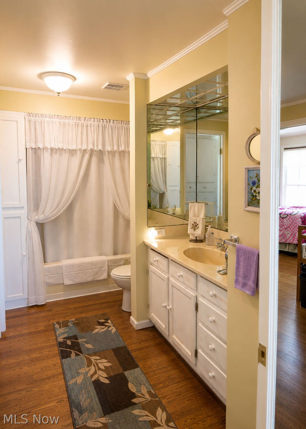 9270 Headlands Road Mentor OH 44060
