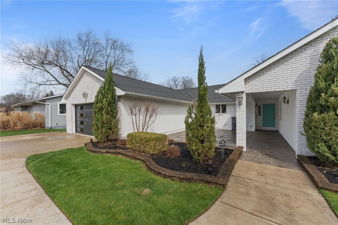 13876 Olde Orchard Road Strongsville OH 44136