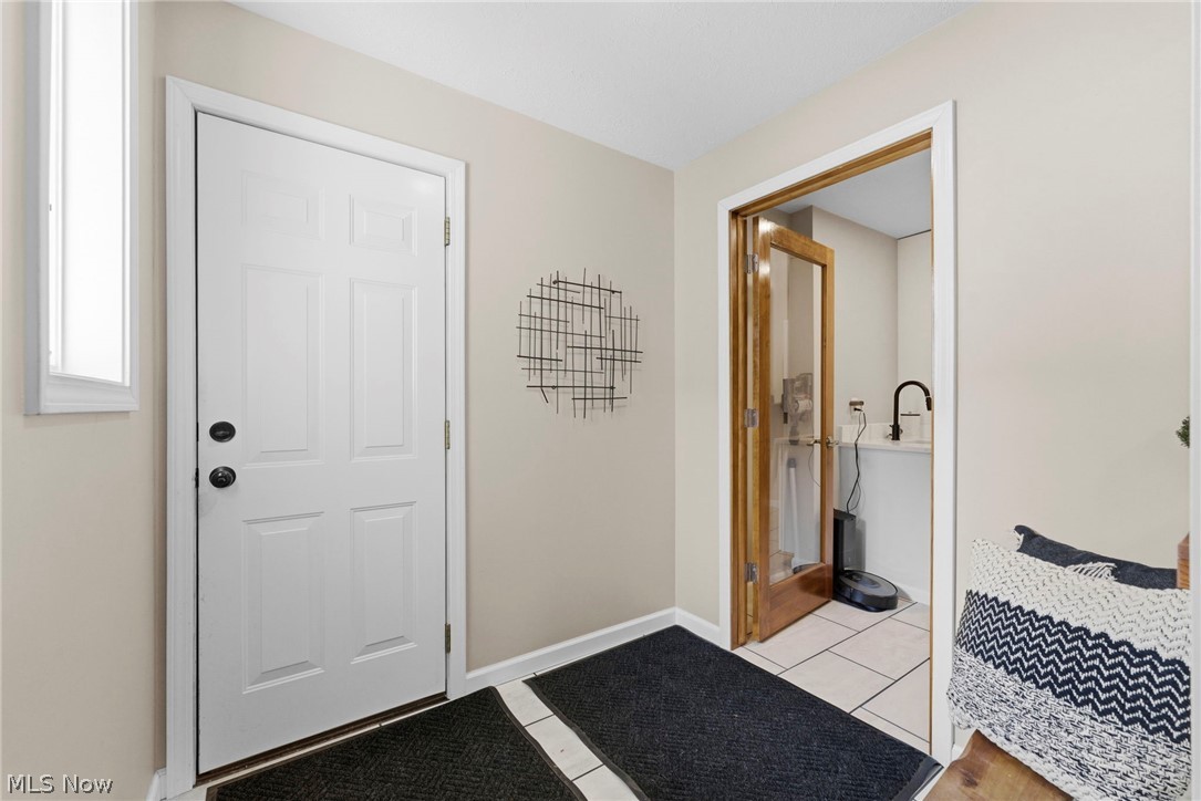 13876 Olde Orchard Road Strongsville OH 44136