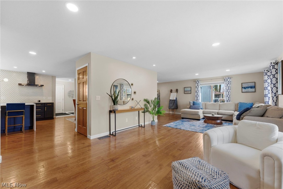 13876 Olde Orchard Road Strongsville OH 44136