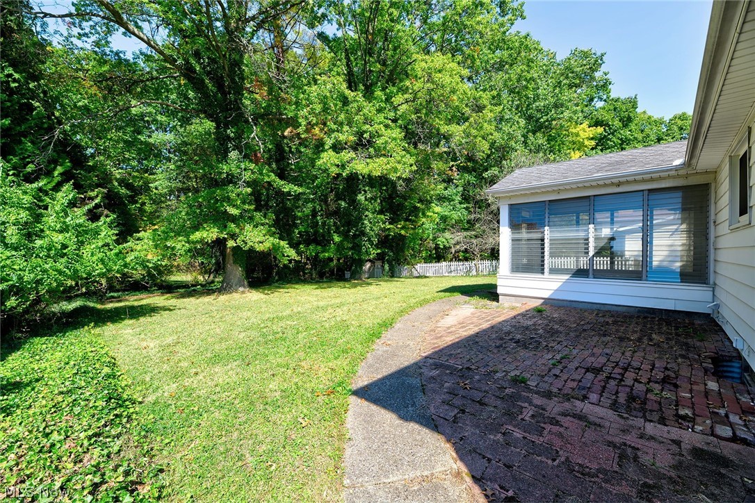 1867 Thornhill Drive Akron OH 44313
