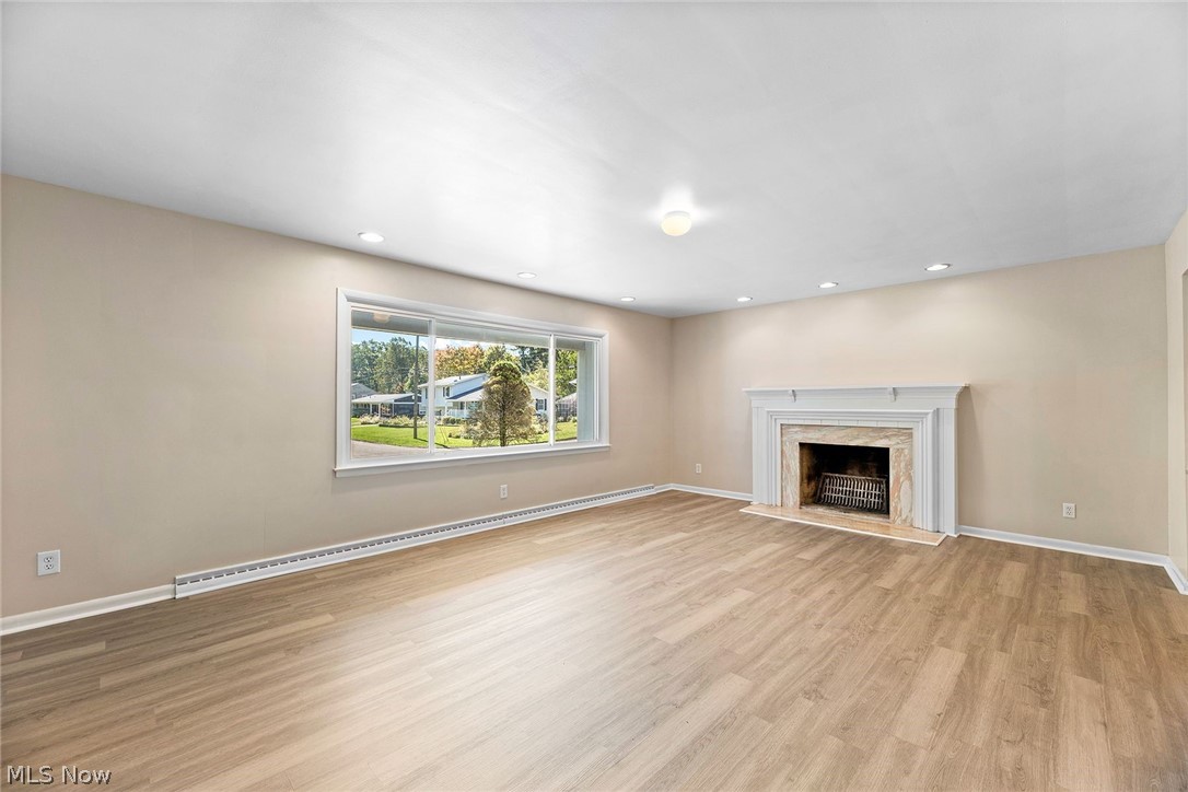 1867 Thornhill Drive Akron OH 44313