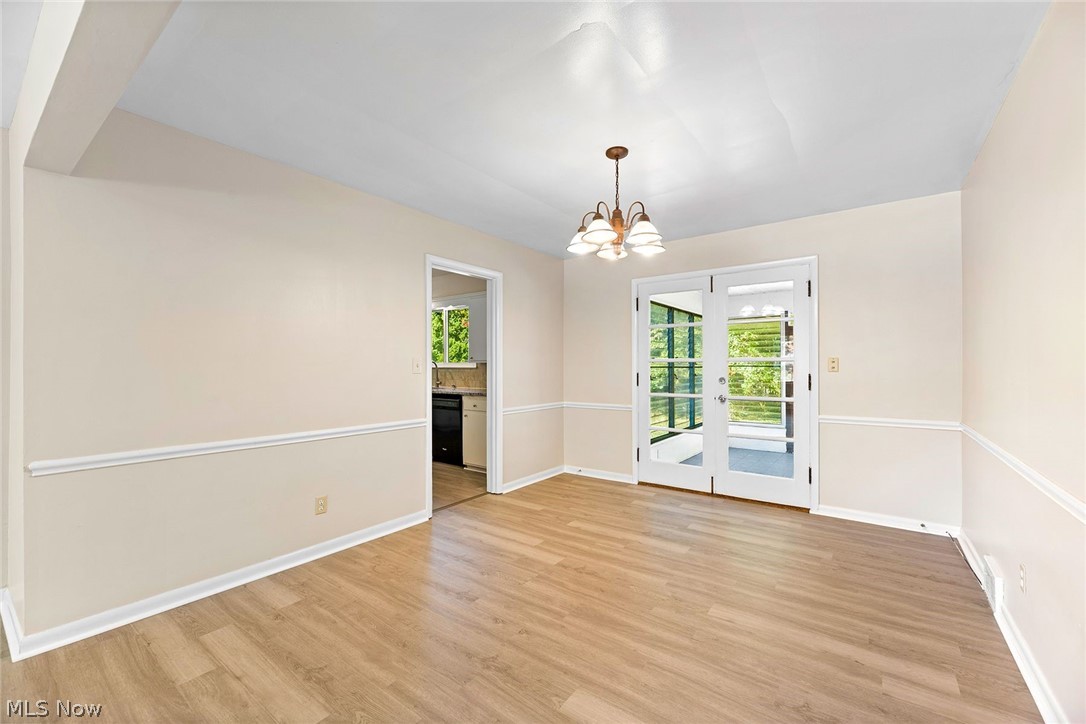 1867 Thornhill Drive Akron OH 44313