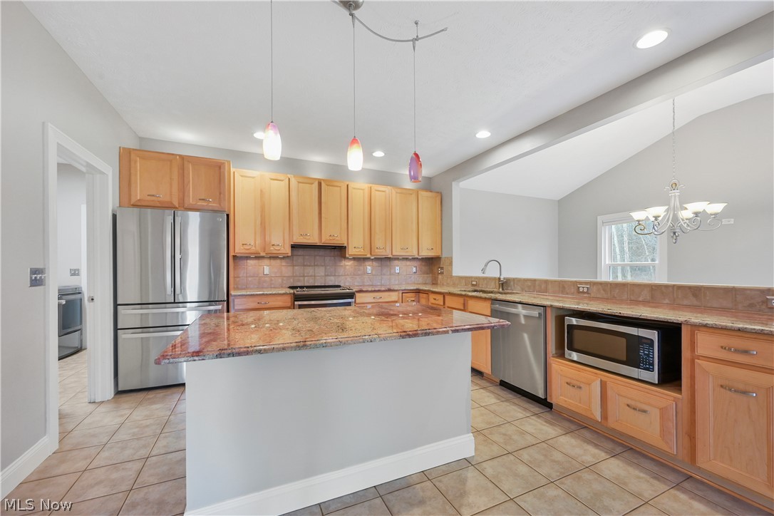 1693 Elm Drive Avon OH 44011