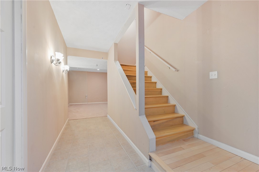 1693 Elm Drive Avon OH 44011