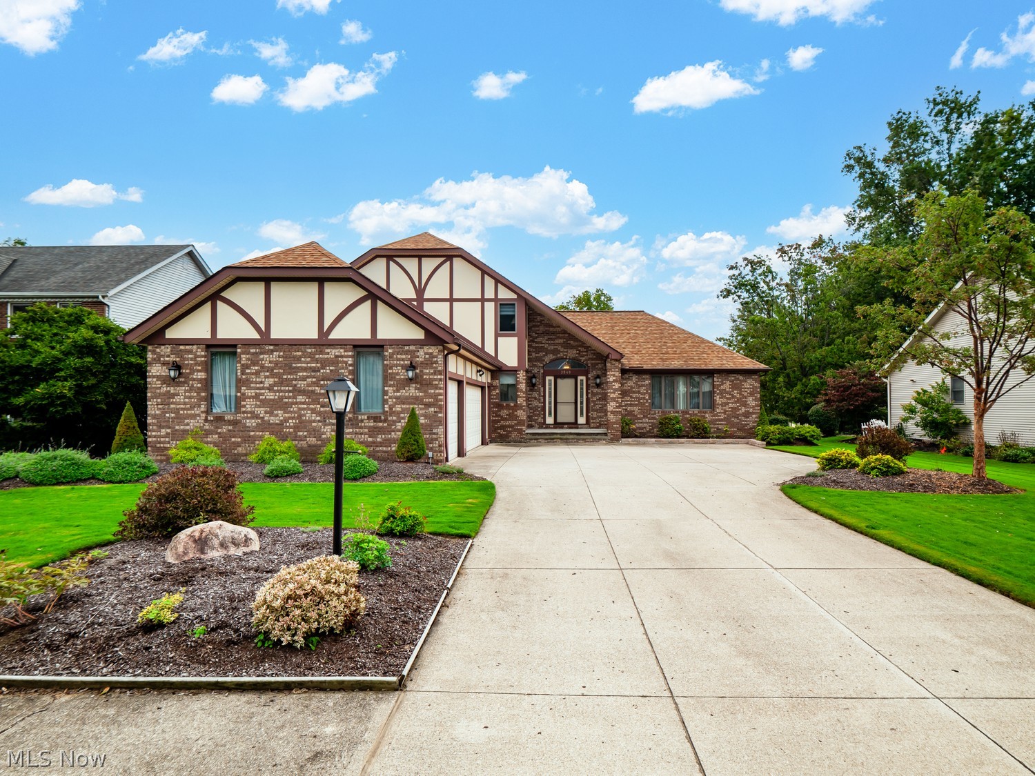 3540 Sparrow Flight Drive Seven Hills OH 44131