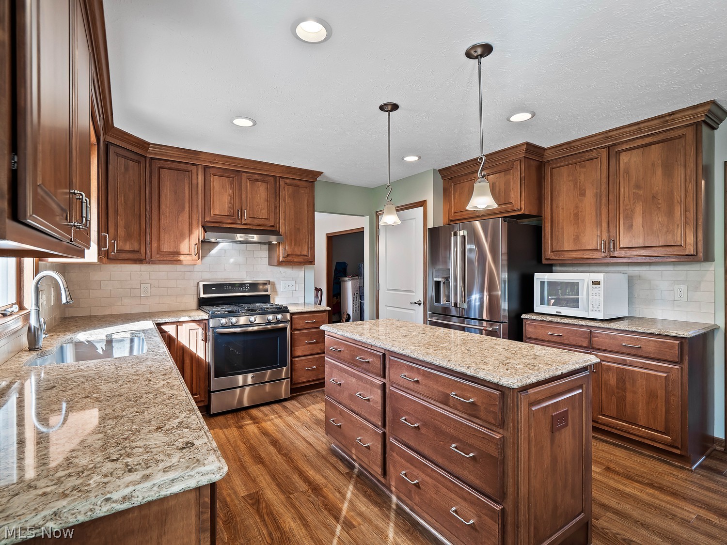3540 Sparrow Flight Drive Seven Hills OH 44131