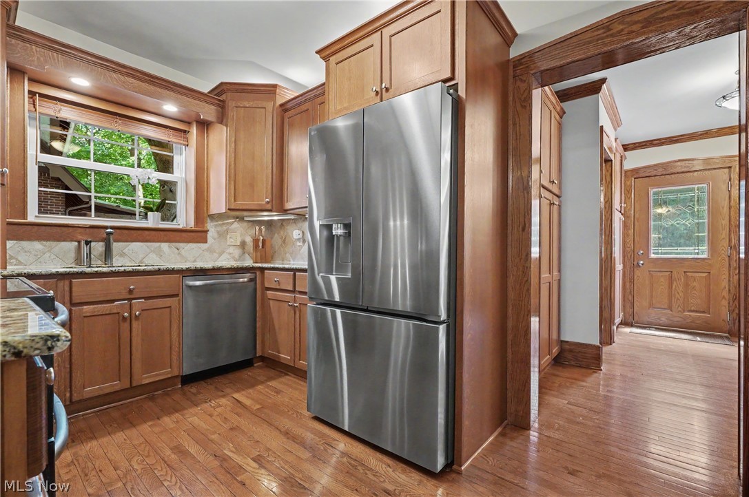 27 Borton Avenue Akron OH 44302