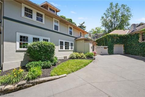 27 Borton Avenue Akron OH 44302