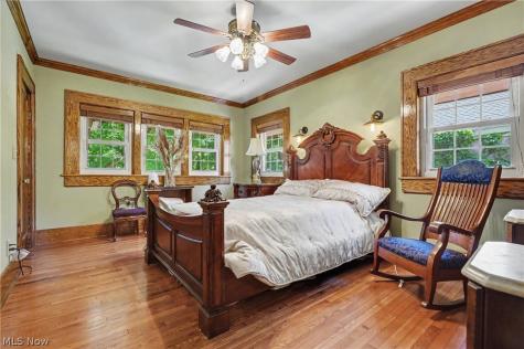 27 Borton Avenue Akron OH 44302