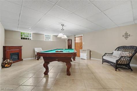 27 Borton Avenue Akron OH 44302
