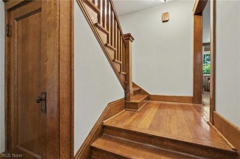 27 Borton Avenue Akron OH 44302