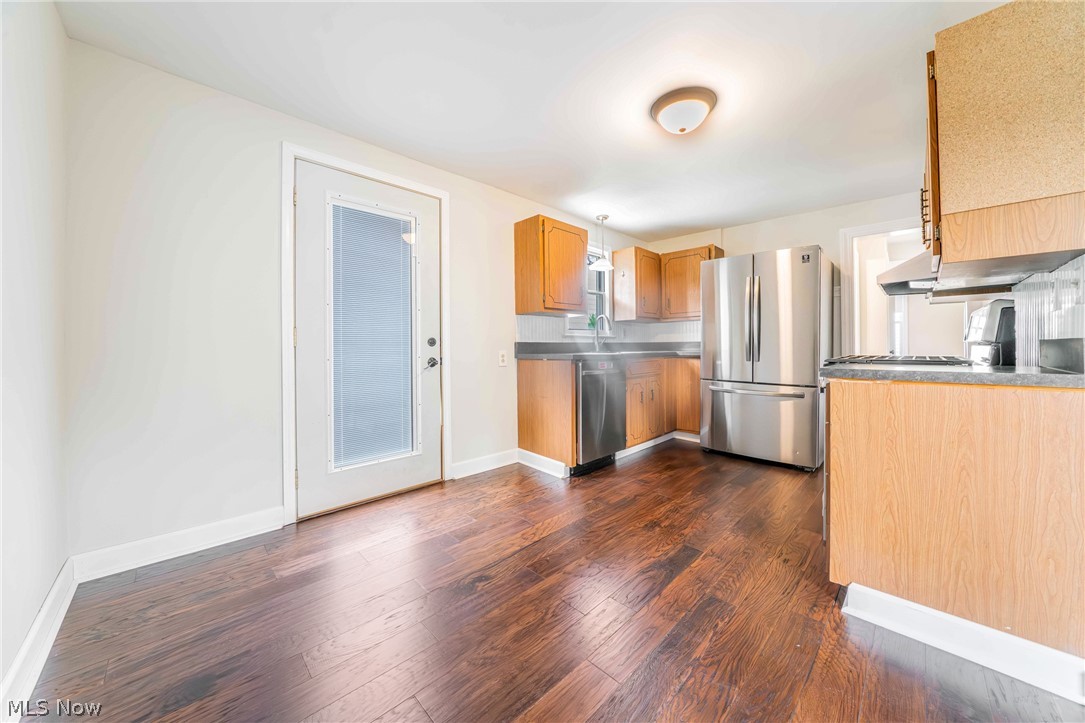 142 Woodstock Drive Avon Lake OH 44012