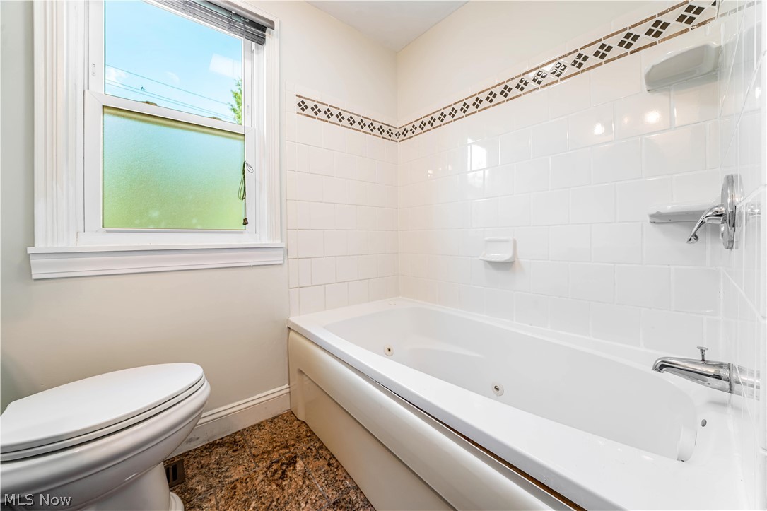 142 Woodstock Drive Avon Lake OH 44012