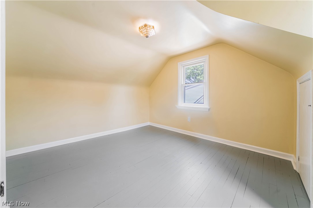 142 Woodstock Drive Avon Lake OH 44012