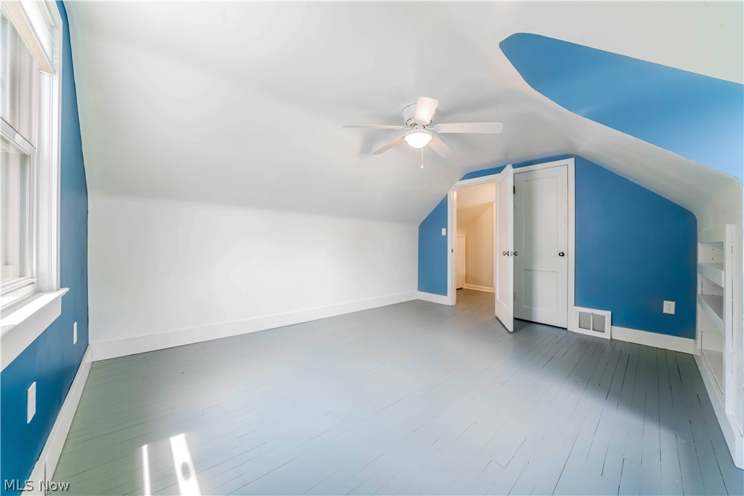 142 Woodstock Drive Avon Lake OH 44012