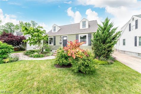 142 Woodstock Drive Avon Lake OH 44012